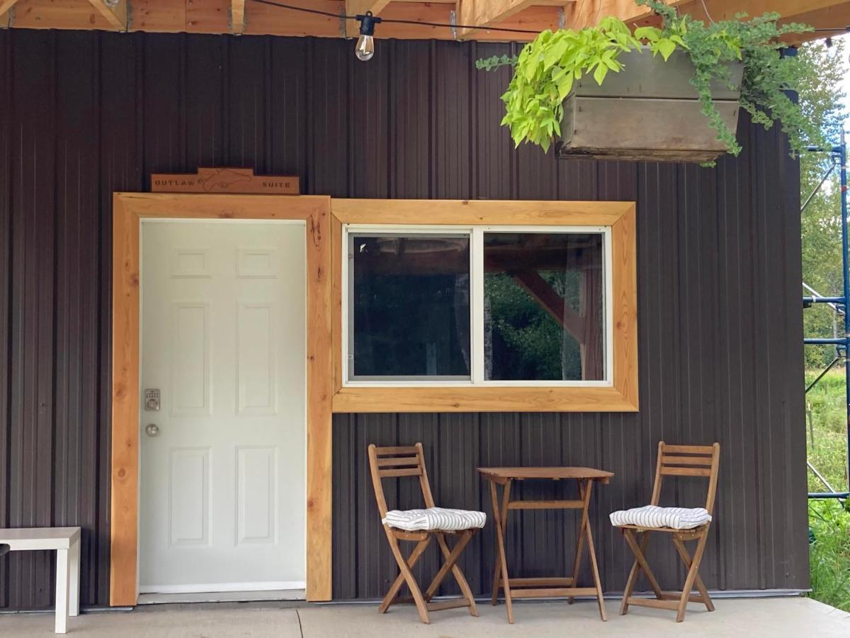 克利尔沃特Battle Creek Ranch, Wells Gray Park别墅 外观 照片
